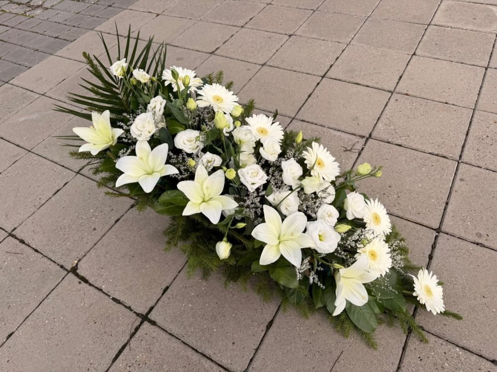 N-OS17 Suza od belih ljiljana i gerbera