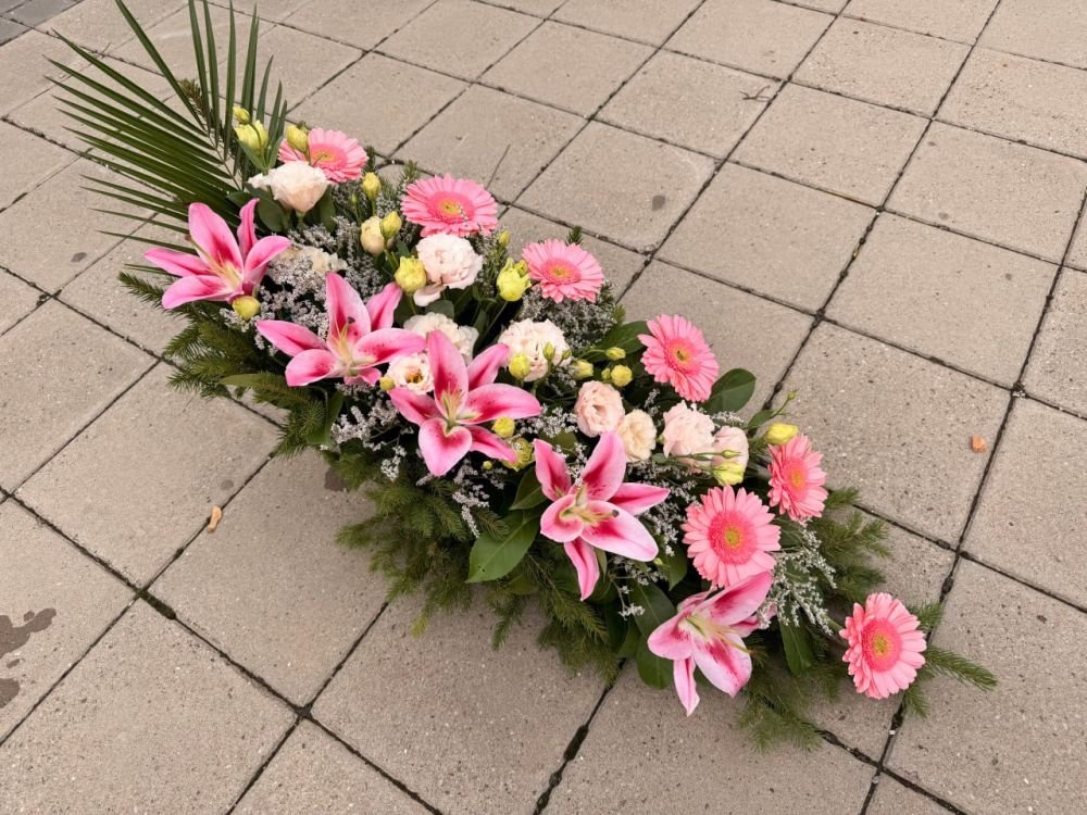 N-OS18 Suza od ružičastih ljiljana i pink gerbera