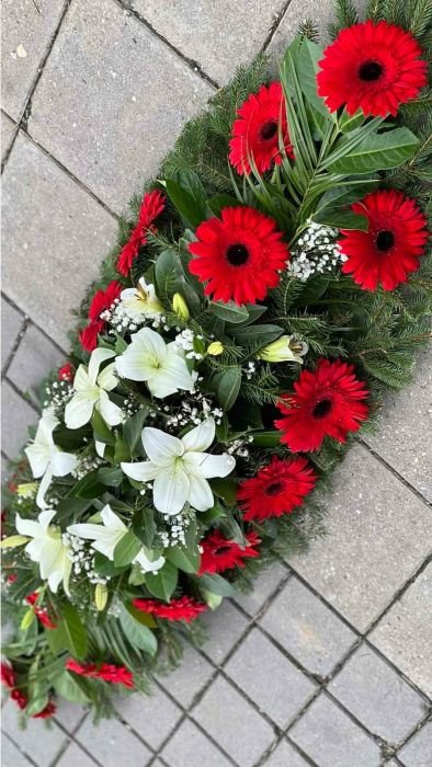 N-SS17 Suza za sanduk od crvenih gerbera i belih ljiljana