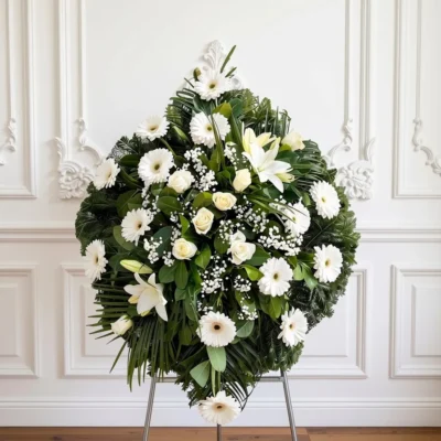 N-V22 Venac u beloj boji od gerbera, ruža i ljiljana